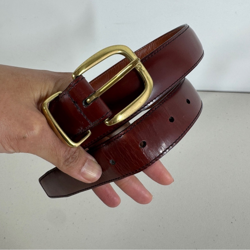 Roundtree & Yorke Classic Brown Leather Belt with Gold Buckle Size 42 - Picture 14 of 16